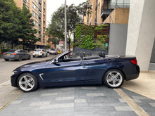 Cargar imagen en el visor de la galería, BMW 420I Cabrio Modelo 2018
