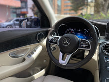 Cargar imagen en el visor de la galería, Mercedes-Benz GLC 300 4MATIC Modelo 2020
