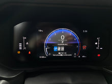 Cargar imagen en el visor de la galería, Toyota Land Cruiser Prado TXL Blindada Modelo 2025
