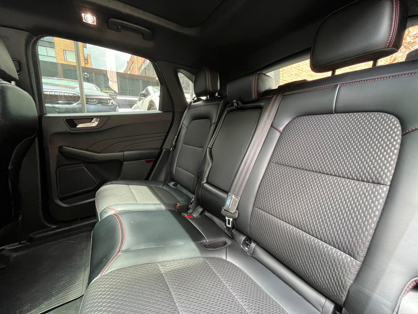 Ford Escape ST-Line Hybrid Modelo 2024