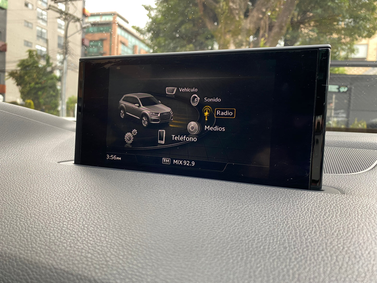 Audi Q7 Modelo 2018 - Autos 93