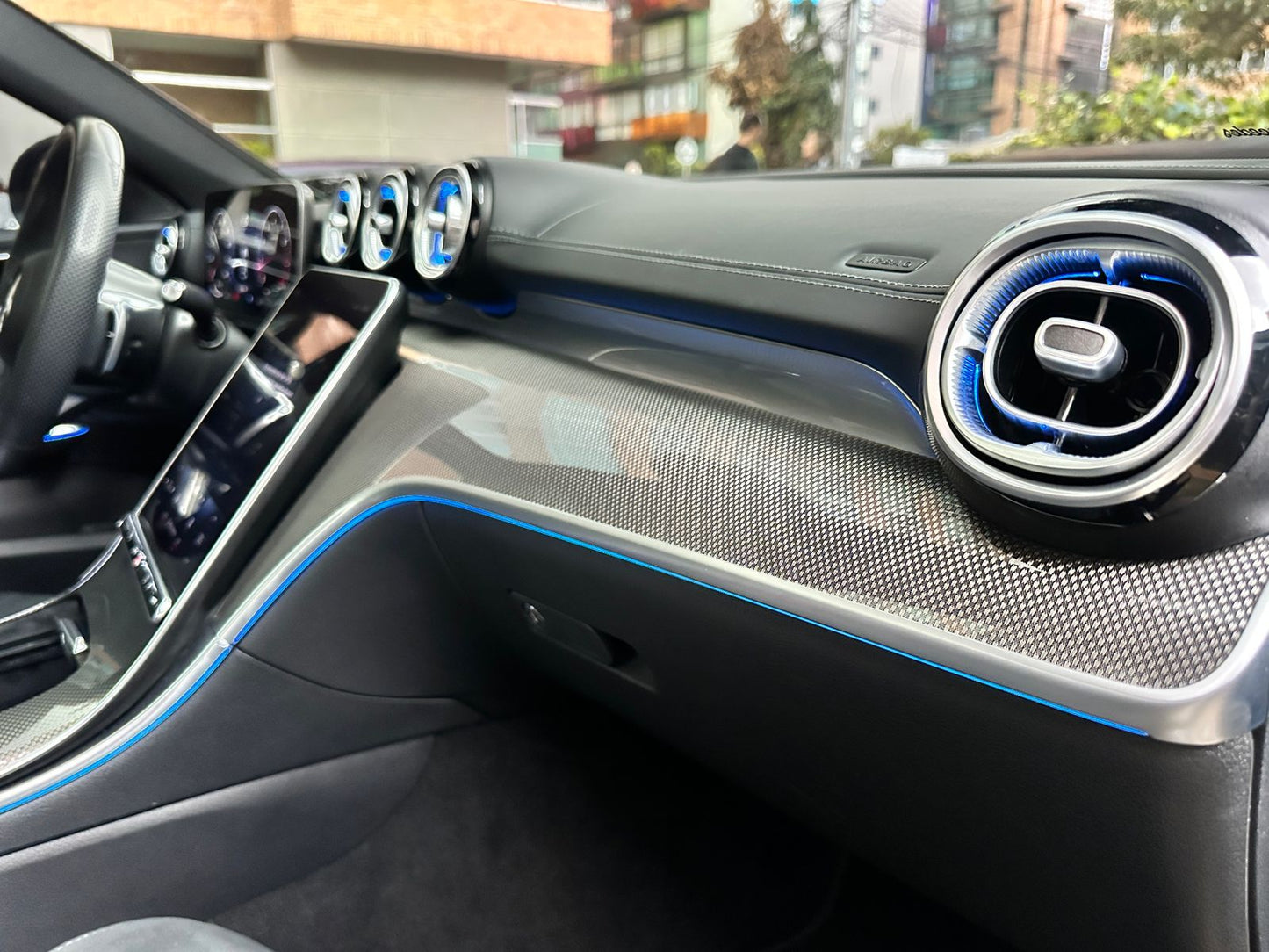 Mercedes-Benz C200 Híbrido Modelo 2023 - Autos 93