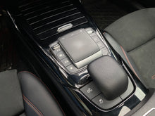 Cargar imagen en el visor de la galería, Mercedes-Benz AMG A35 4MATIC Modelo 2022
