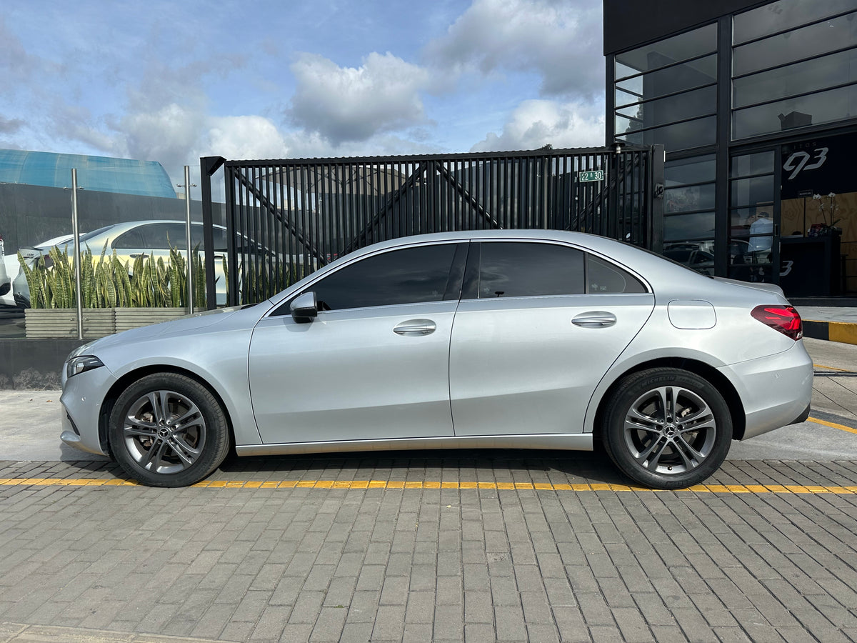MERCEDES -BENZ A200 SEDAN 2020 - Autos 93
