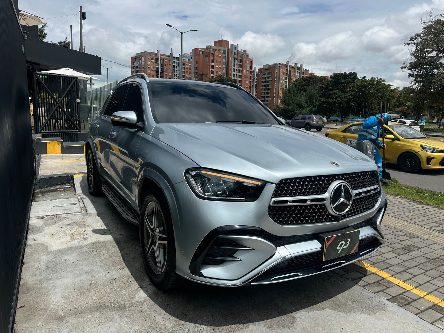 MERCEDES-BENZ GLE 450 4MATIC MODELO 2025