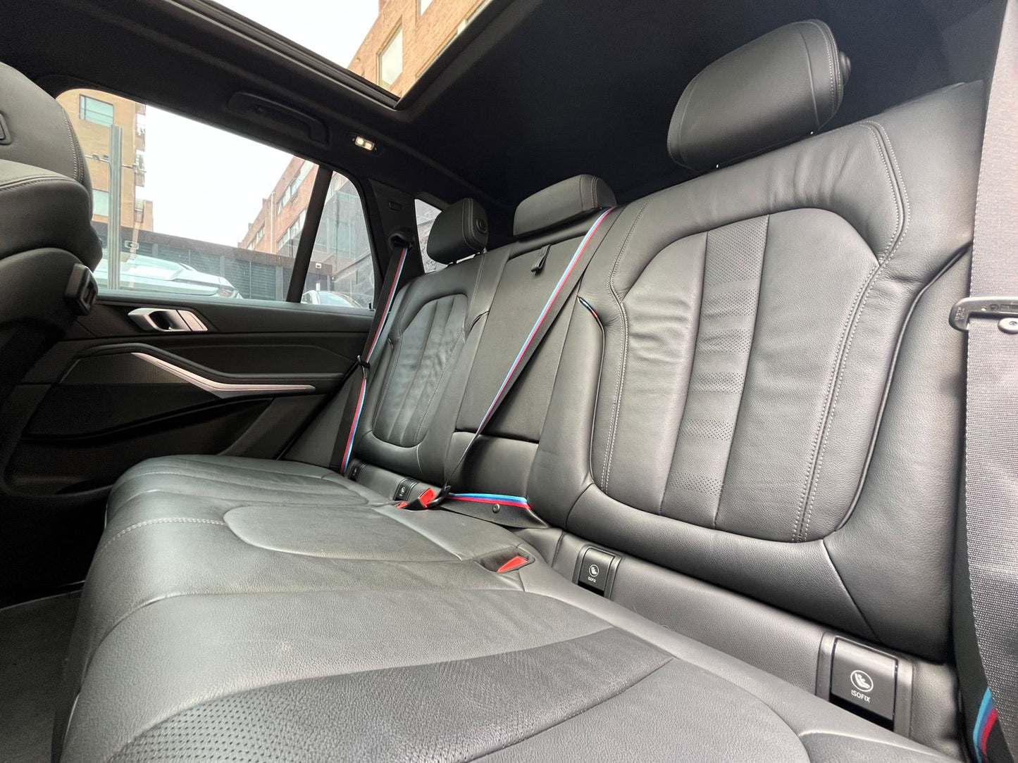 BMW X5 M50i xDrive Modelo 2021 - Autos 93