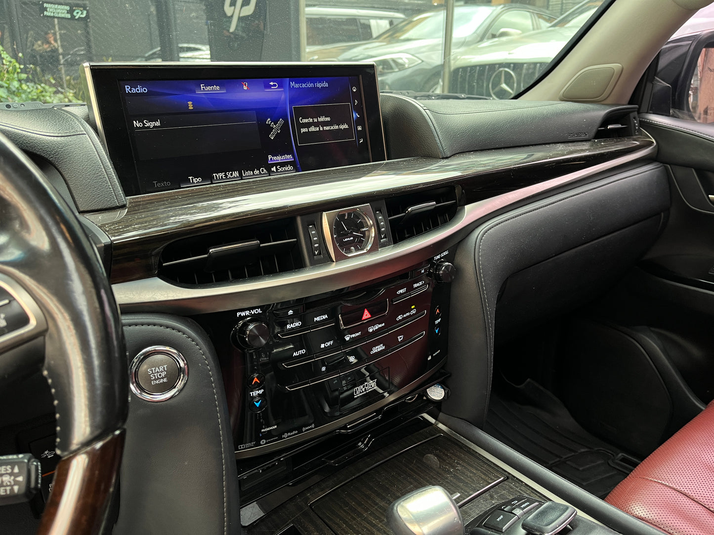 Lexus LX570 Súper Sport Modelo 2017
