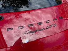 Cargar imagen en el visor de la galería, Porsche Cayman GTS Modelo 2015
