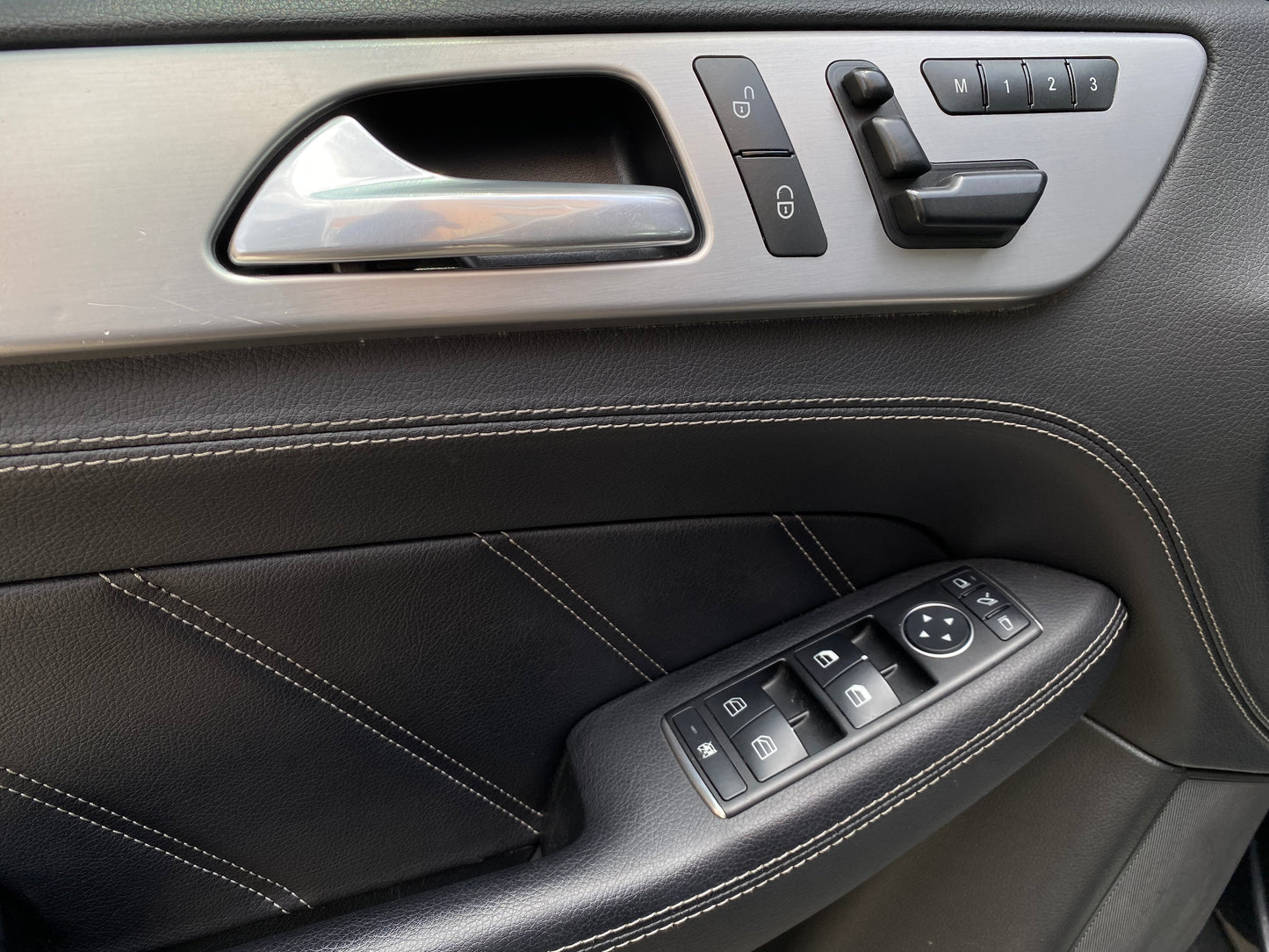 Mercedes-Benz ML63 AMG Modelo 2015 - Autos 93