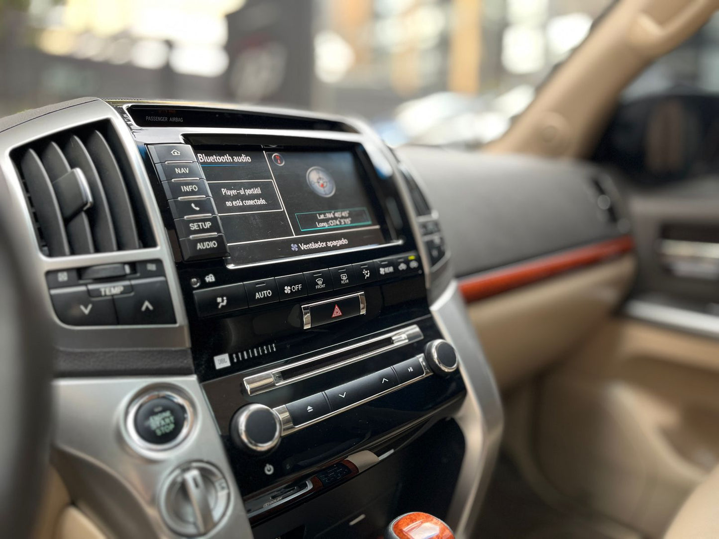 Toyota Land Cruiser 200 Modelo 2013