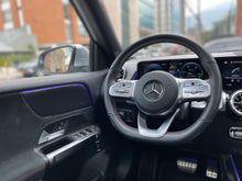 Cargar imagen en el visor de la galería, Mercedes-Benz GLB 200 Modelo 2022
