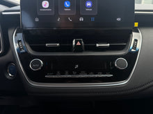 Cargar imagen en el visor de la galería, Toyota Corolla Hybrid XEI Modelo 2025
