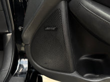 Cargar imagen en el visor de la galería, Nissan 370z Modelo 2016
