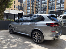 Cargar imagen en el visor de la galería, BMW X5 xDrive40I Modelo 2024
