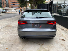 Cargar imagen en el visor de la galería, Audi A3 Sportback Modelo 2017

