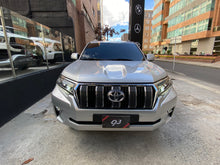 Cargar imagen en el visor de la galería, Toyota Land Cruiser Prado VXL Blindada Modelo 2018
