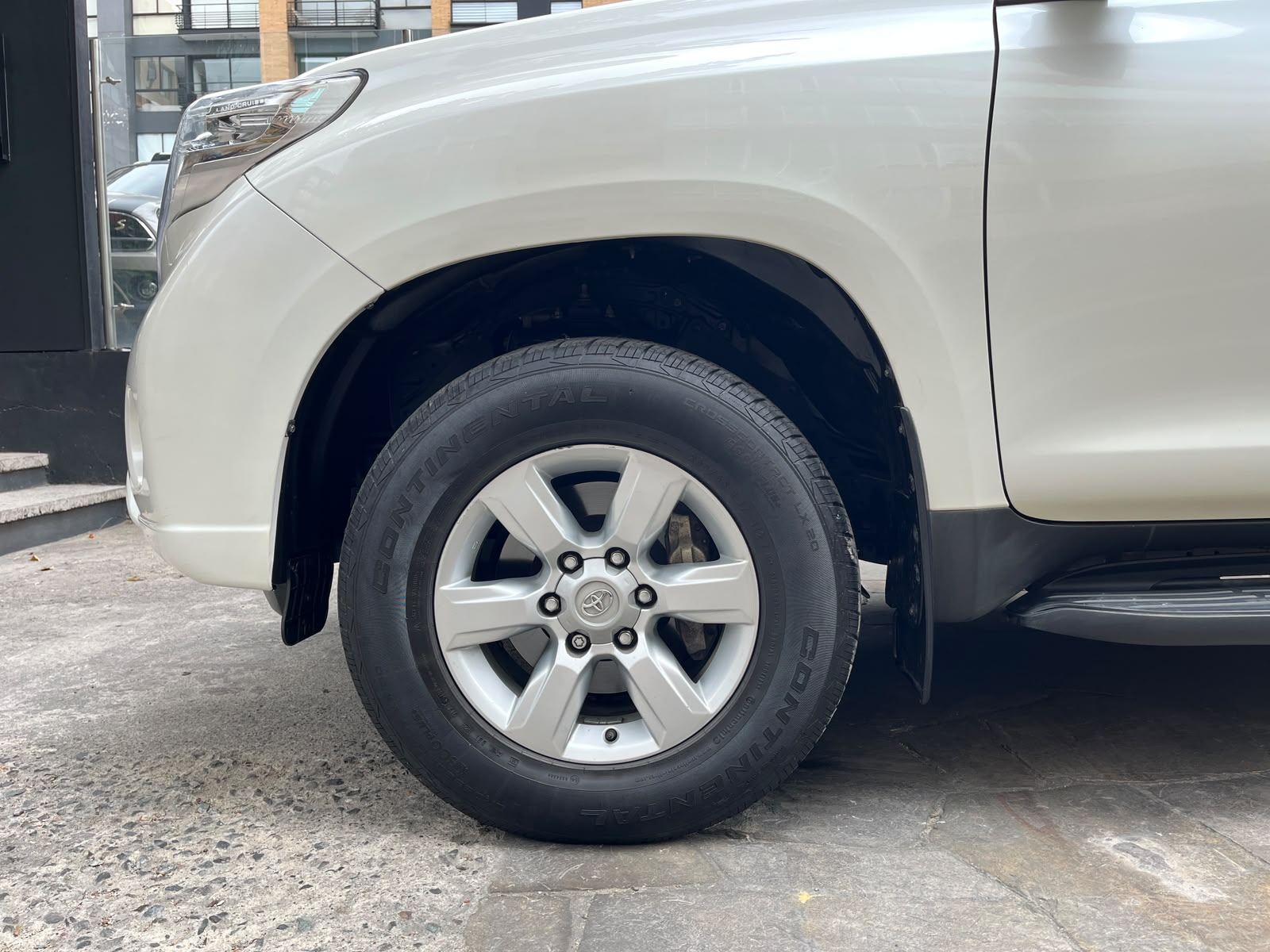 Toyota Prado TX 4.0 Gasolina Modelo 2014 - Autos 93