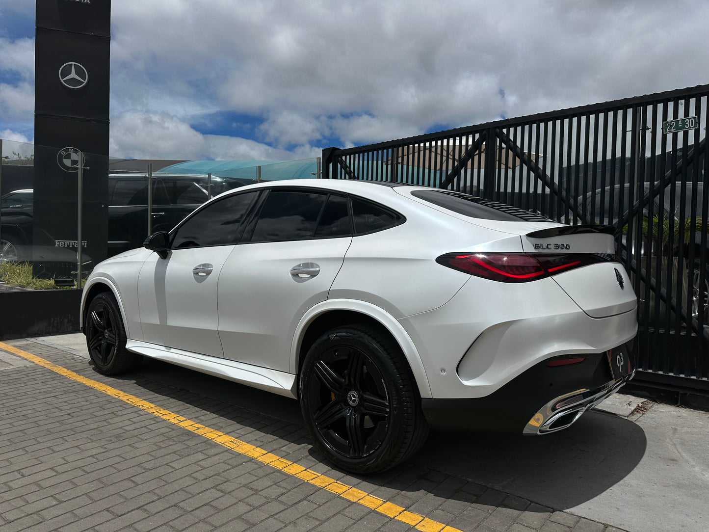 Mercedes-Benz GLC 300 4MATIC Modelo 2025
