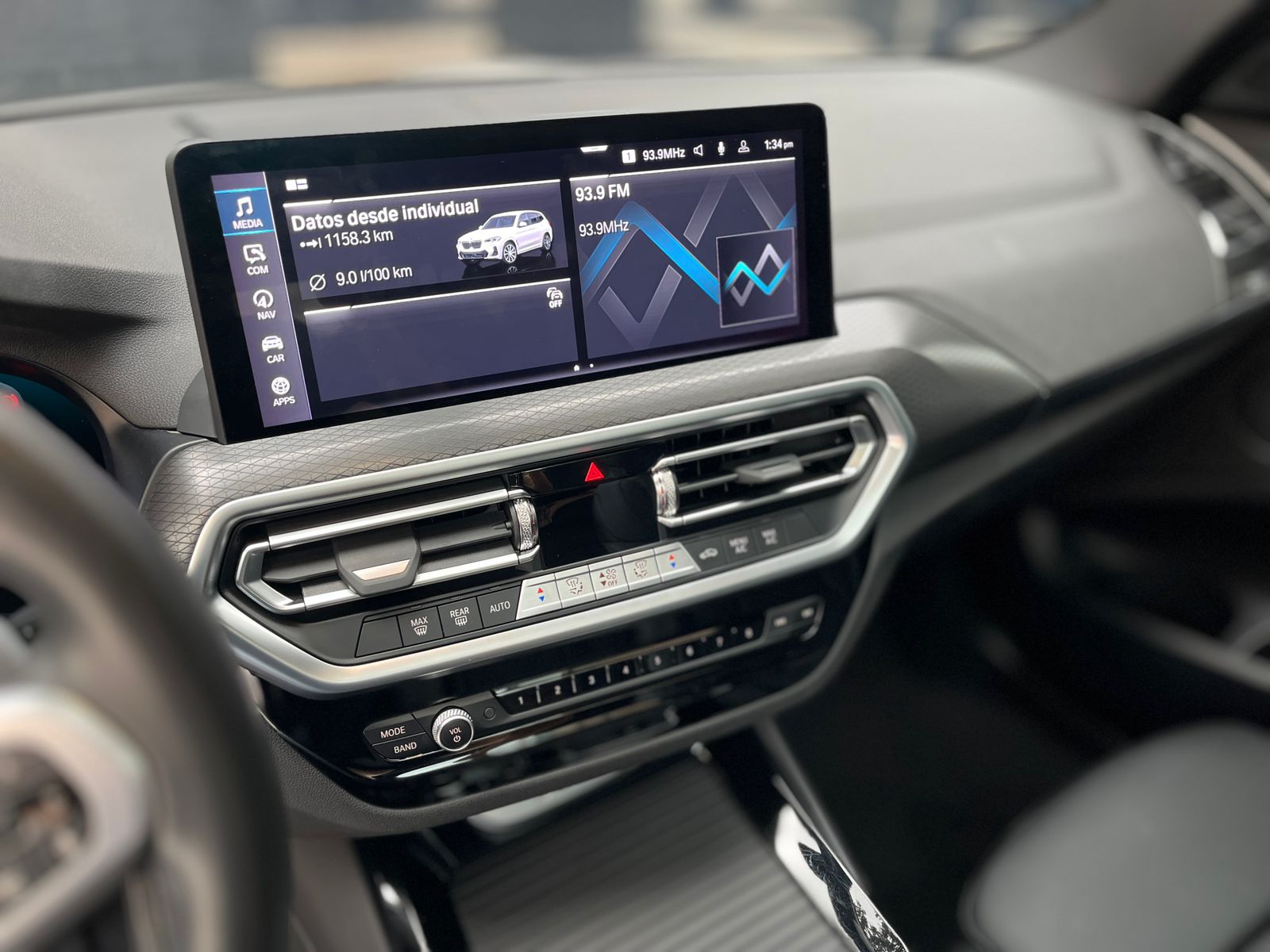 BMW X3 xDrive30e Modelo 2024 - Autos 93