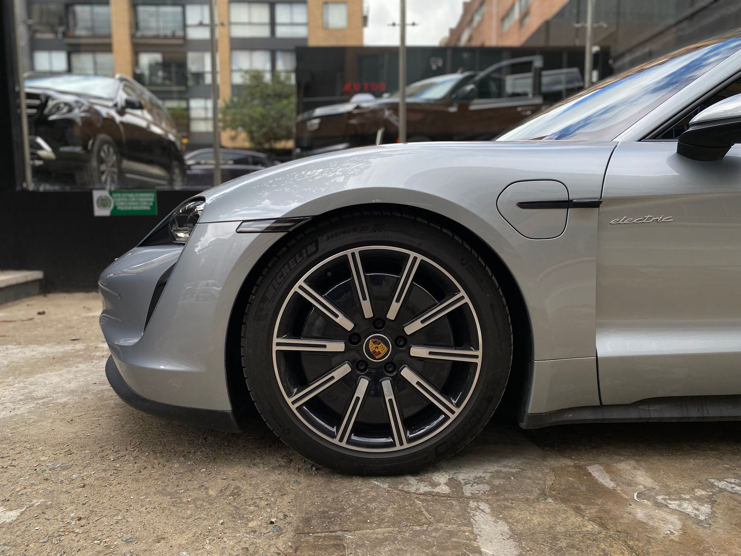 Porsche Taycan Modelo 2022 - Autos 93