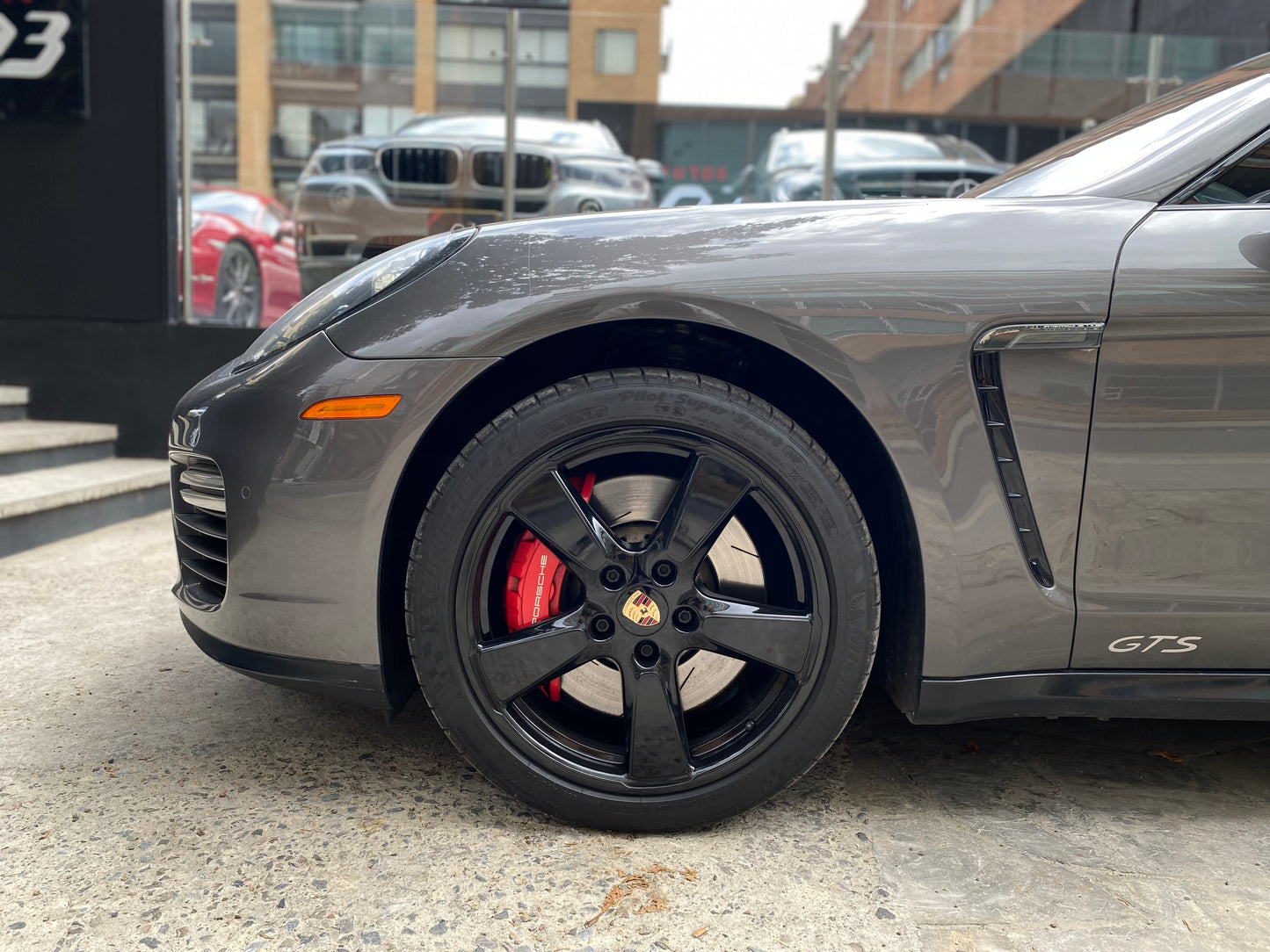 Porsche Panamera GTS Modelo 2015