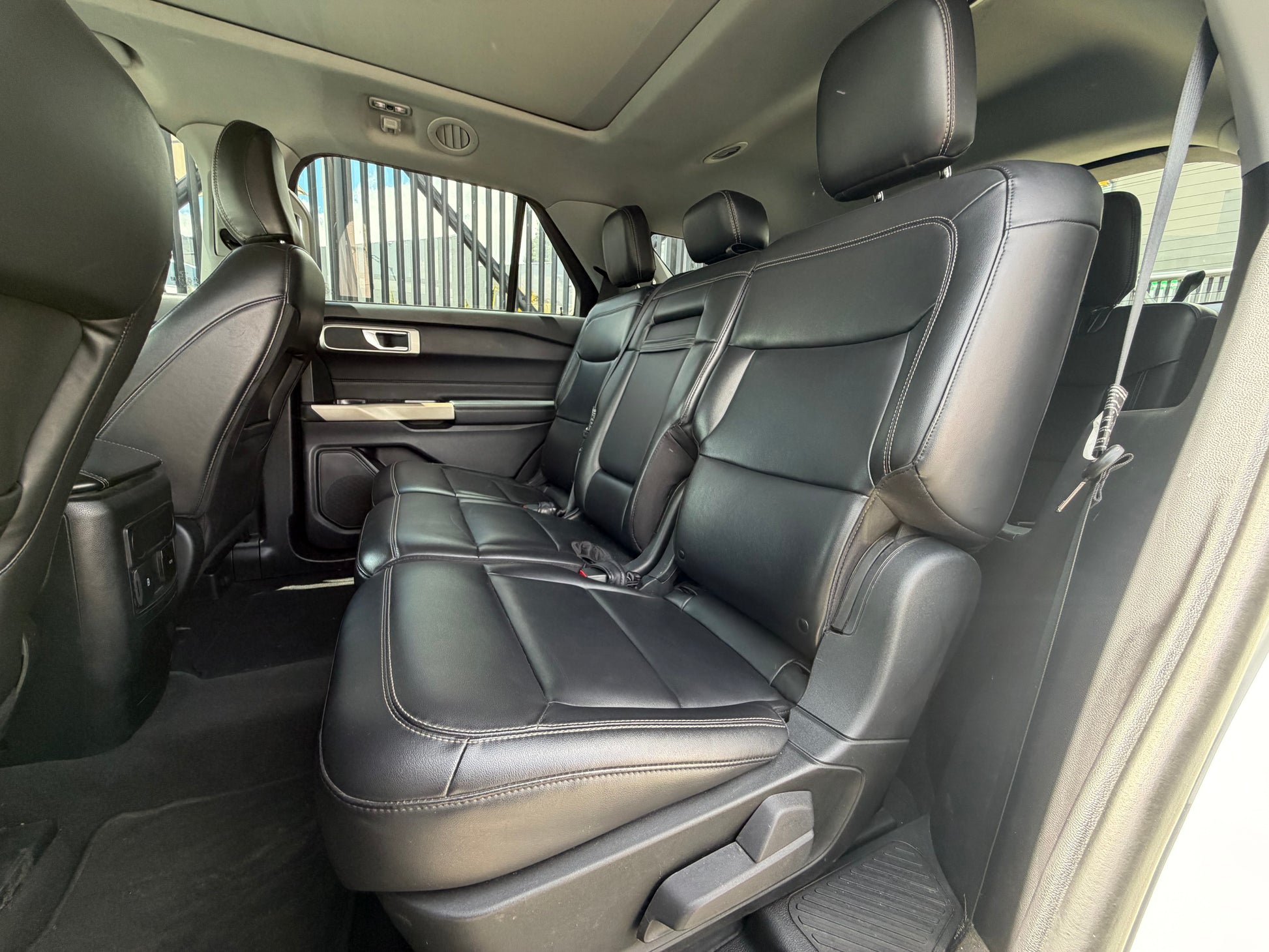 Ford Explorer XLT Modelo 2022 - Autos 93