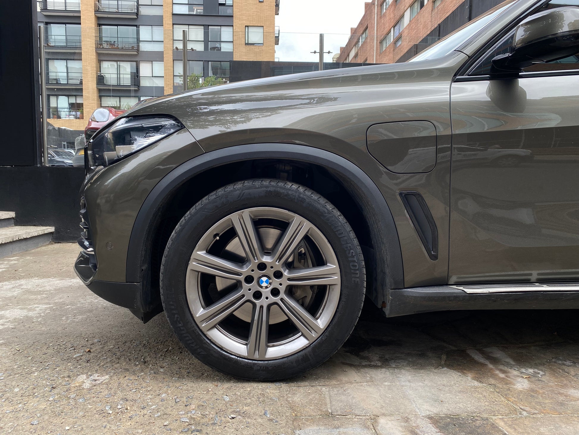 BMW X5 xDrive45E Modelo 2021 - Autos 93