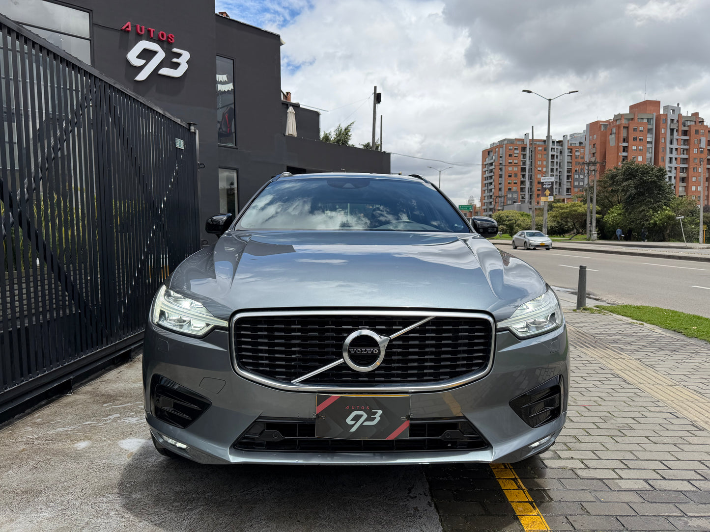 Volvo XC60 T5 R-Design Polestar AWD Modelo 2020