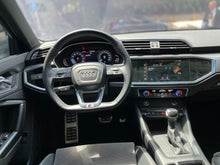 Cargar imagen en el visor de la galería, AUDI Q3 SportBack 40 TFSI S-Line Modelo 2022
