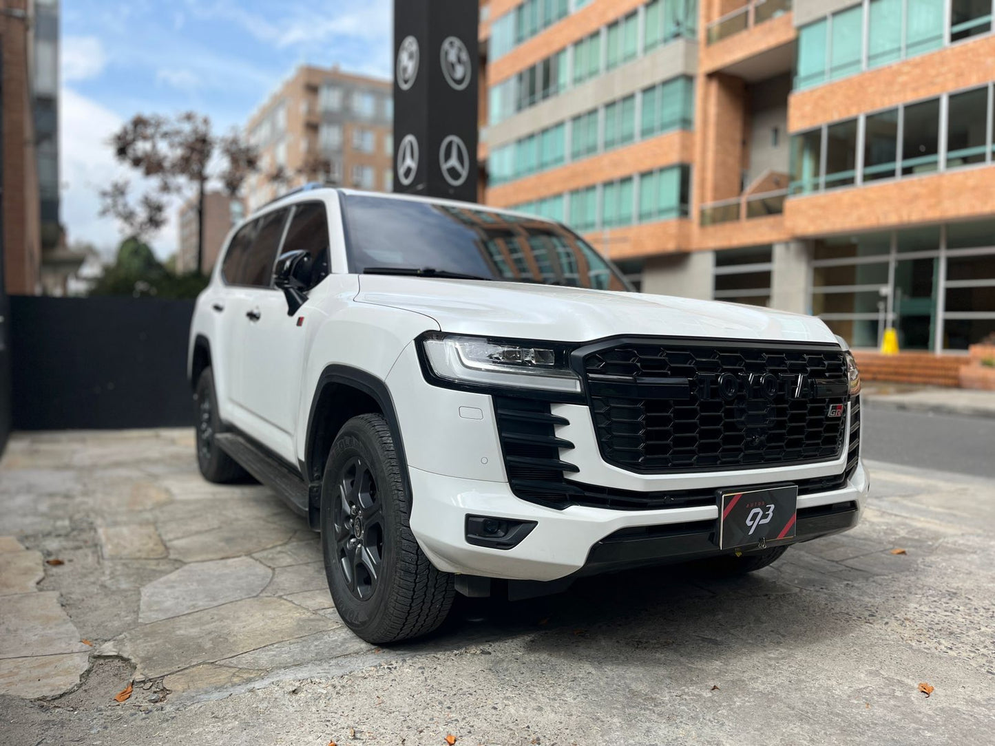 Toyota Land Cruiser 300 GR Sport Modelo 2022