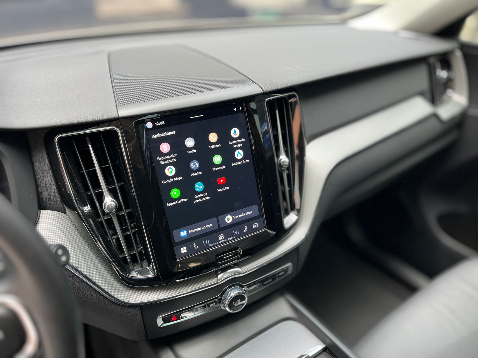 Volvo XC60 T8 Recharge Modelo 2025 - Autos 93