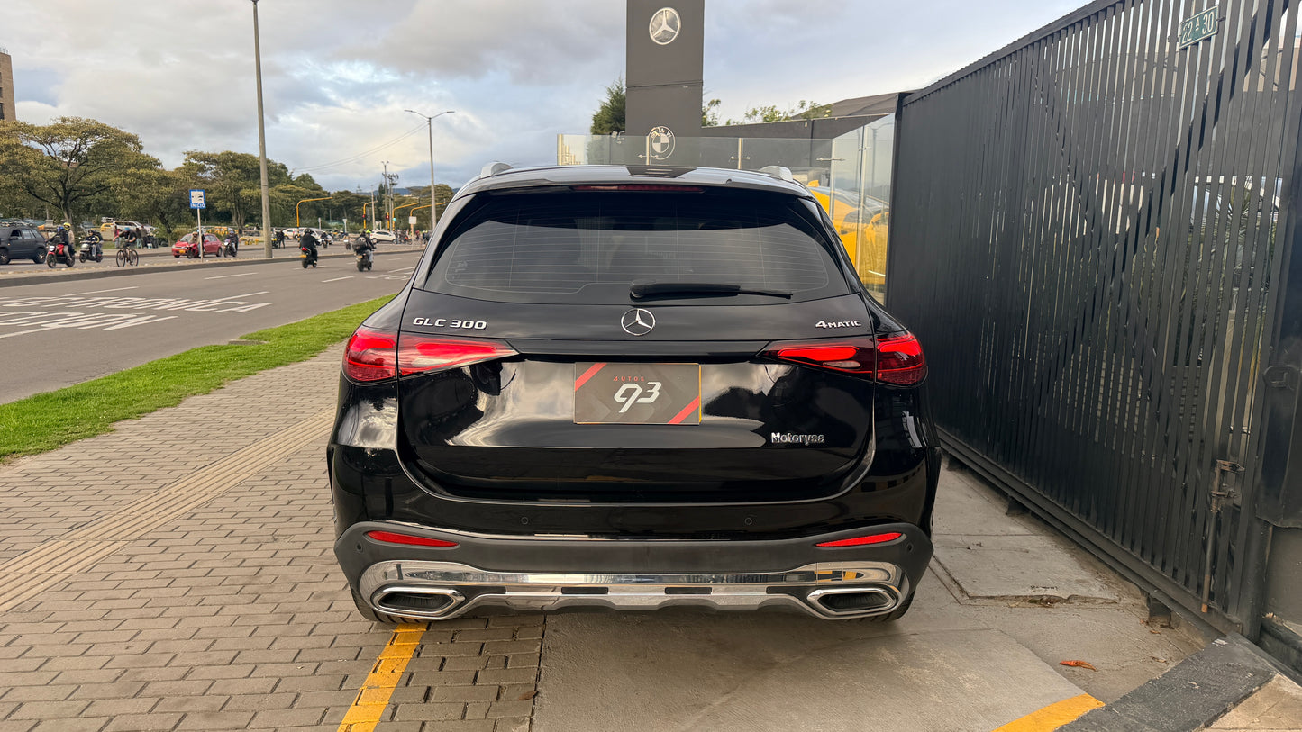 Mercedes Benz GLC300 4Matic Modelo 2025 - Autos 93