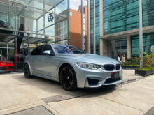Cargar imagen en el visor de la galería, BMW M3 Sedán Modelo 2015
