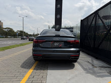 Cargar imagen en el visor de la galería, Audi A4 MHEV - Autos 93
