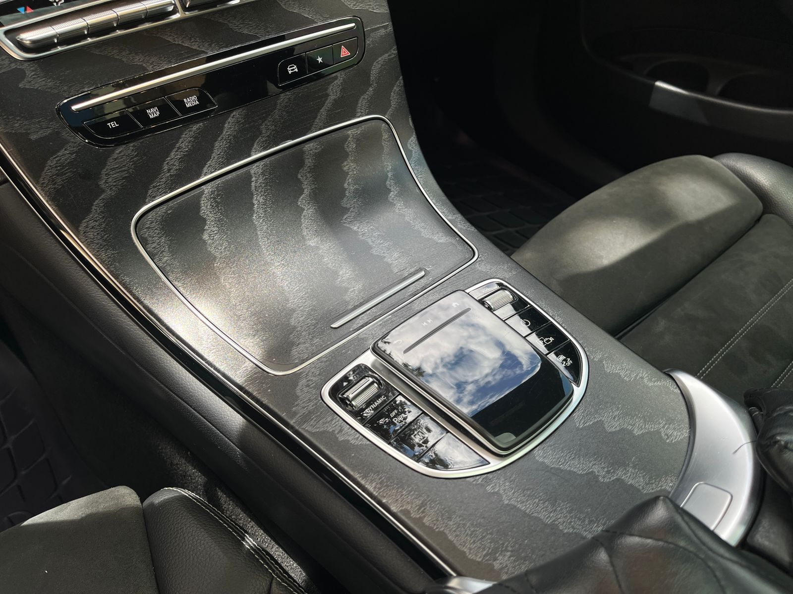 Mercedes-Benz GLC 300e Modelo 2022 - Autos 93