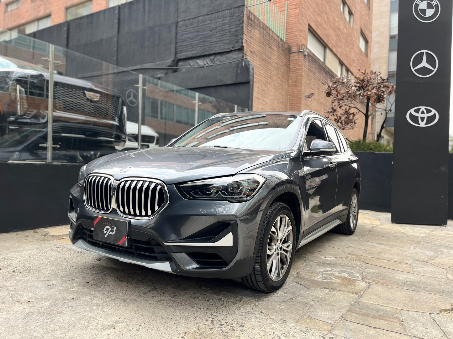 BMW X1 sDrive20i Modelo 2020 - Autos 93