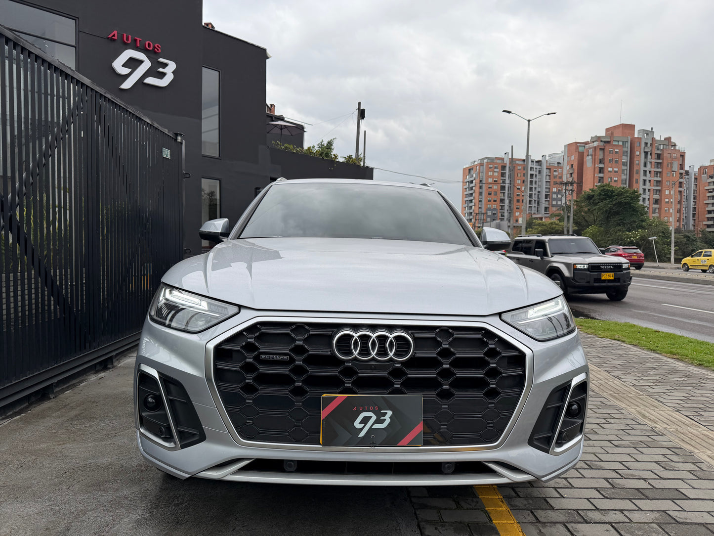 Audi Q5 S-line MHEV Modelo 2025 - Autos 93