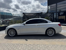 Cargar imagen en el visor de la galería, BMW 420I Cabriolet Luxury Modelo 2019
