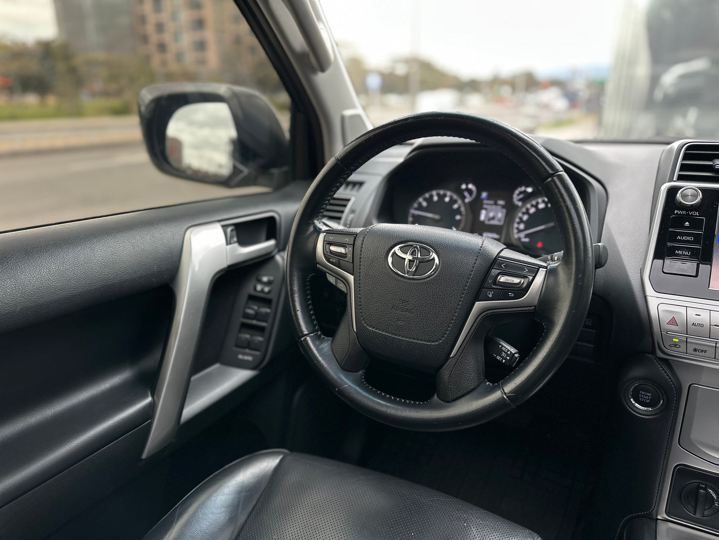 Toyota Prado VX Modelo 2020