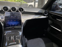 Cargar imagen en el visor de la galería, Mercedes-Benz C200 Híbrido Modelo 2025
