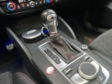 Cargar imagen en el visor de la galería, Audi S3 Sportback Modelo 2018
