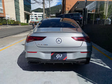 Cargar imagen en el visor de la galería, Mercedes-Benz CLA 180 Modelo 2022
