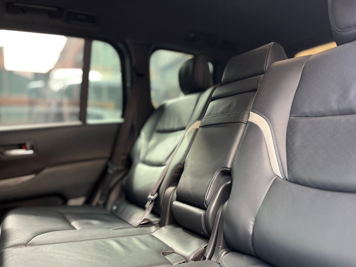 Toyota Land Cruiser 300 GR Sport Modelo 2022