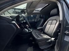 Cargar imagen en el visor de la galería, Audi Q3 35TFSI Ambition Modelo 2020
