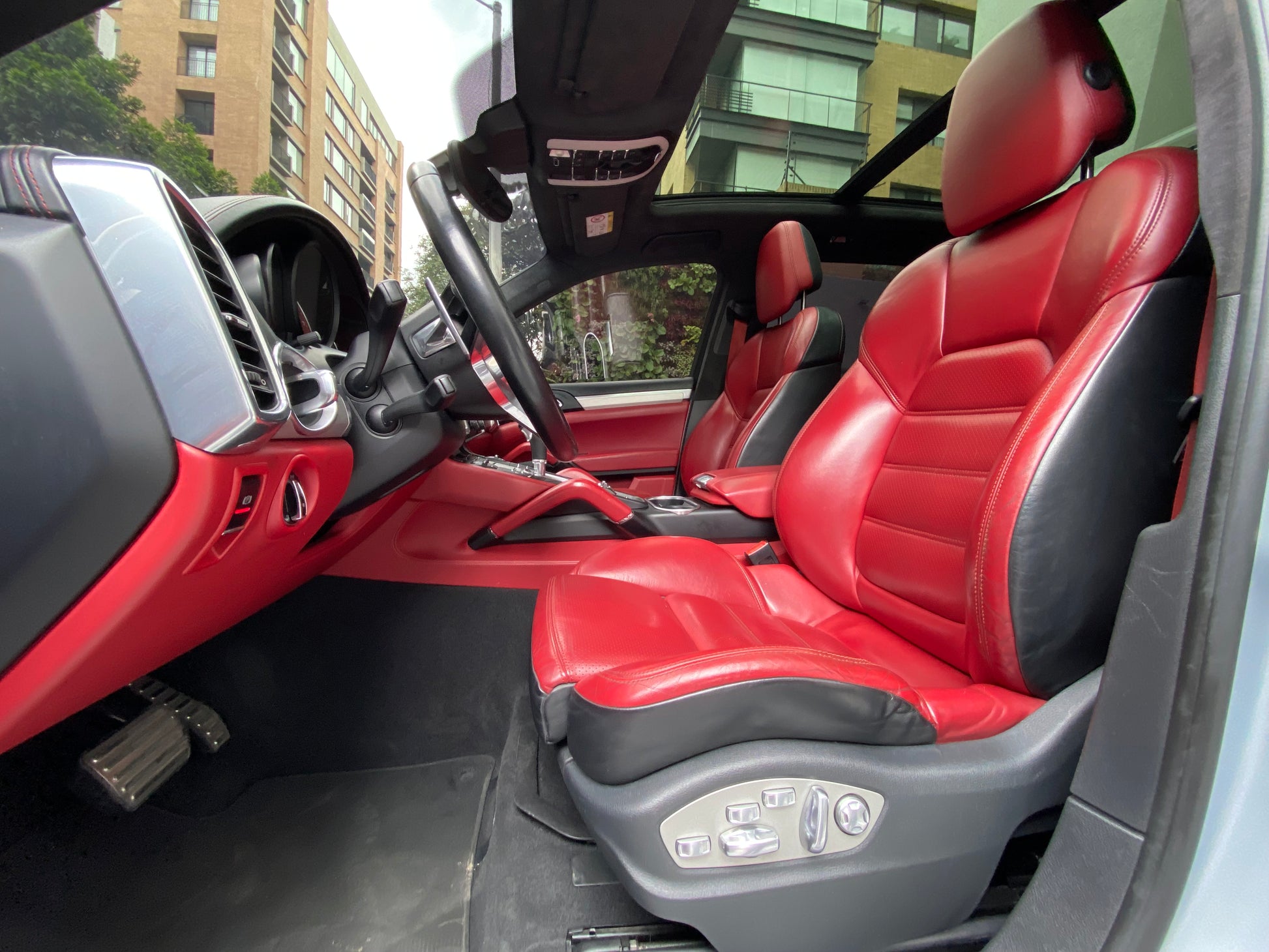 Porsche Cayenne GTS Modelo 2016 - Autos 93