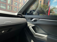 Cargar imagen en el visor de la galería, AUDI Q3 SportBack 40 TFSI S-Line Modelo 2022
