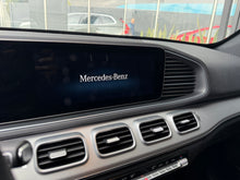 Cargar imagen en el visor de la galería, Mercedes Benz GLE 450 Modelo 2022 Blindada - Autos 93
