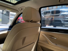 Cargar imagen en el visor de la galería, BMW 528I Modelo 2016
