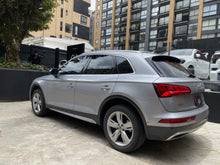 Cargar imagen en el visor de la galería, AUDI Q5 45 TFSI Modelo 2019
