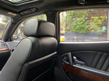 Cargar imagen en el visor de la galería, Maserati Quattroporte Modelo 2011
